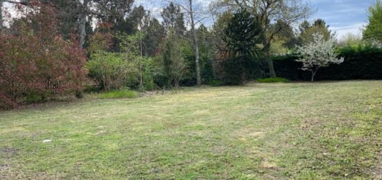 Terrain à bâtir à Ambillou, Centre-Val de Loire